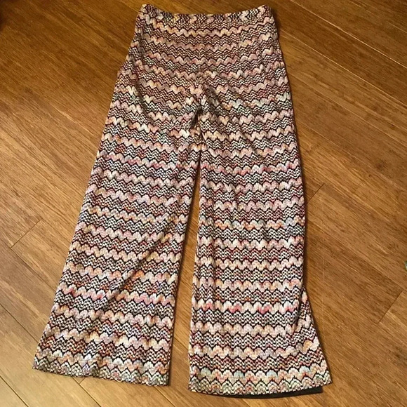 Trina Turk wide leg weekend pants - size 4 - geometric print - side zip - Picture 6 of 7
